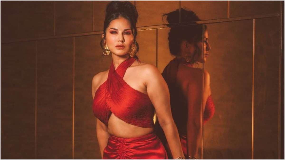 Admit Card in Sunny Leone Name Went Viral